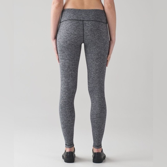 Lululemon wunder under heathered black size 8 28” inseam - Picture 2 of 9